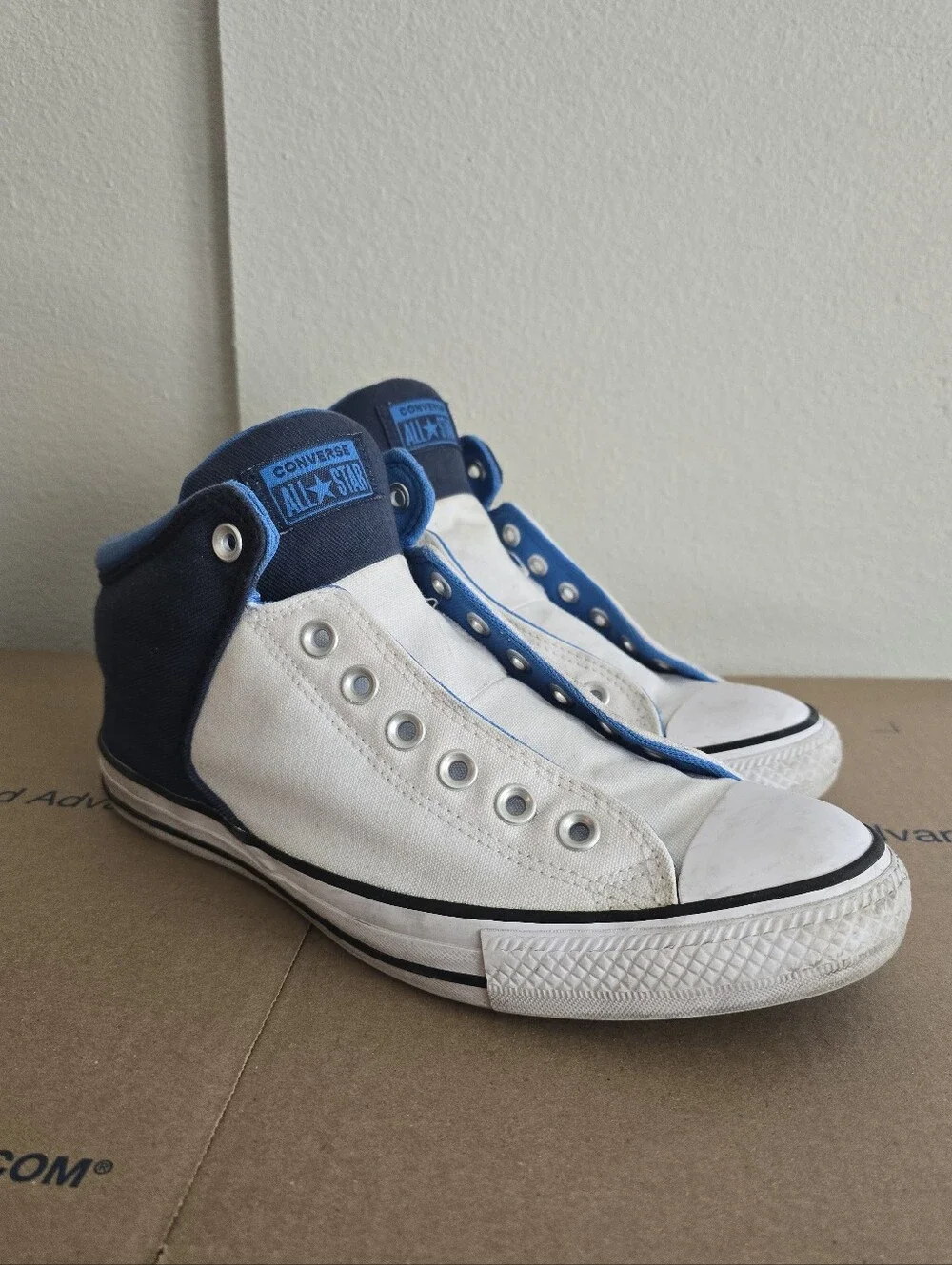 Chuck Taylor All Star Street High Top Casual Sneakers Men's 9 / Women's 11 - Picture 2 of 5